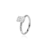 Anel Solitário Diamante Cushion e Brilhantes 1.95 CT